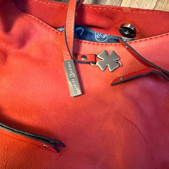 Lucky Brand Front Zip Shoulder
Bags red leather - Picture 5 of 9